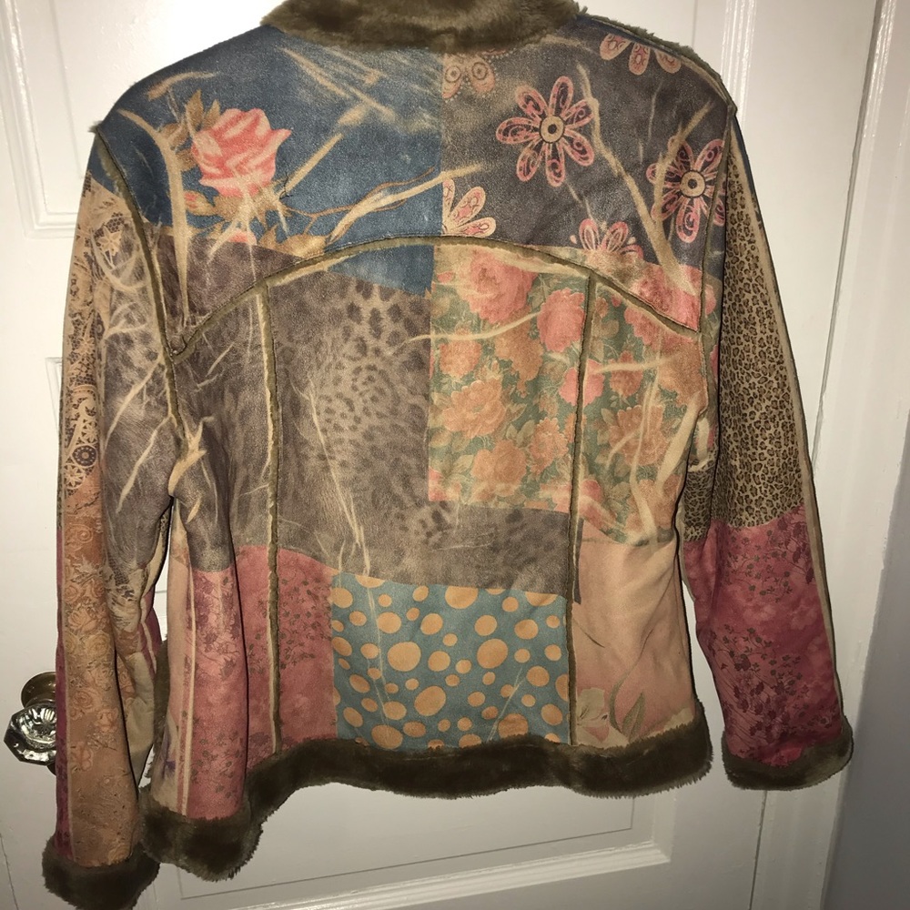 Faux Fur patterned jacket - Picture 3 of 4